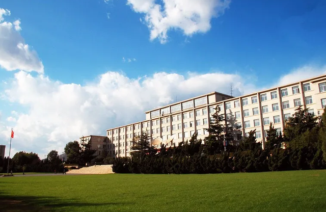 大学生|这三个专业毕业求职将会成为香饽饽，市场的需求量比较大