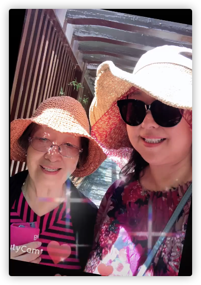 彭玉|彭玉低调庆89岁生日，鼻头上抹蛋糕打扮喜庆，众亲友现身场面热闹