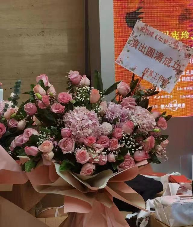 肖战|肖战打假小分队公开打假肖战李沁恋情,却唯独不辟谣杨紫,有戏?