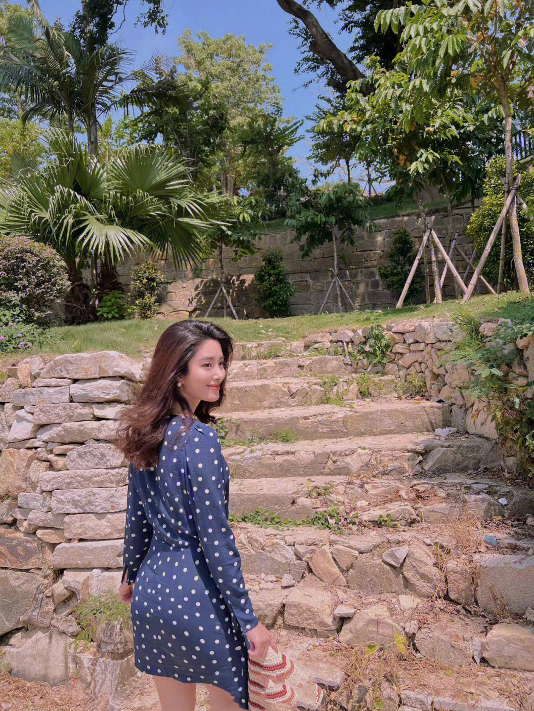 杨采钰|杨采钰近日的5套私服解析,风情满满的女人味!