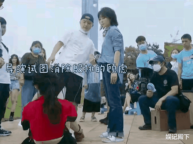 包贝尔|殷桃包贝尔片场为入戏，对群演女孩又推又踹，当众凌辱太讽刺