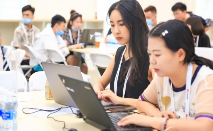 春招|“国民企业”华为22届春招,核心岗位待遇诱人,但有一特殊要求