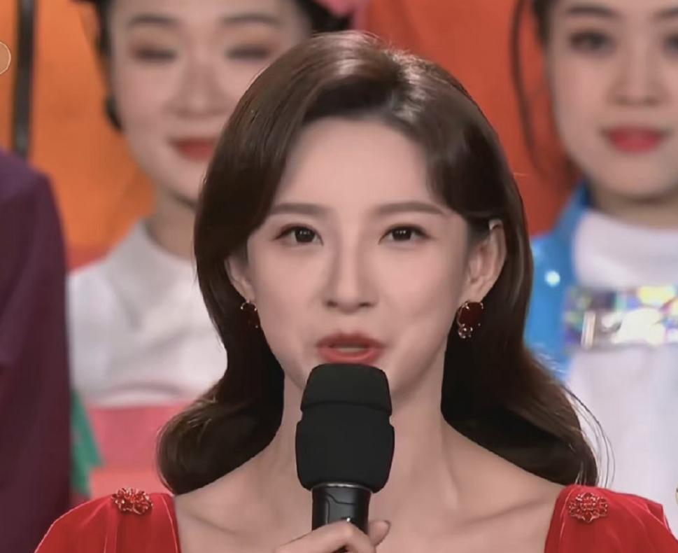 主持人|2023央视春晚正式组建，表演内容暂时保密，主持人成重点讨论对象