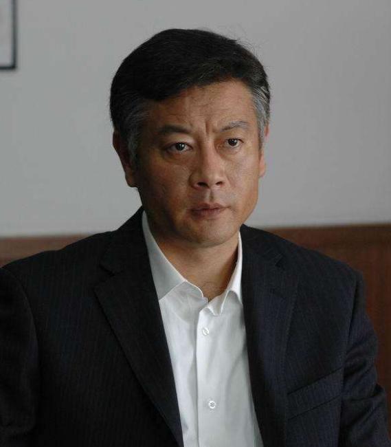 巫刚|“军人专业户”巫刚:从木匠到演员,离婚十几年至今还是单身