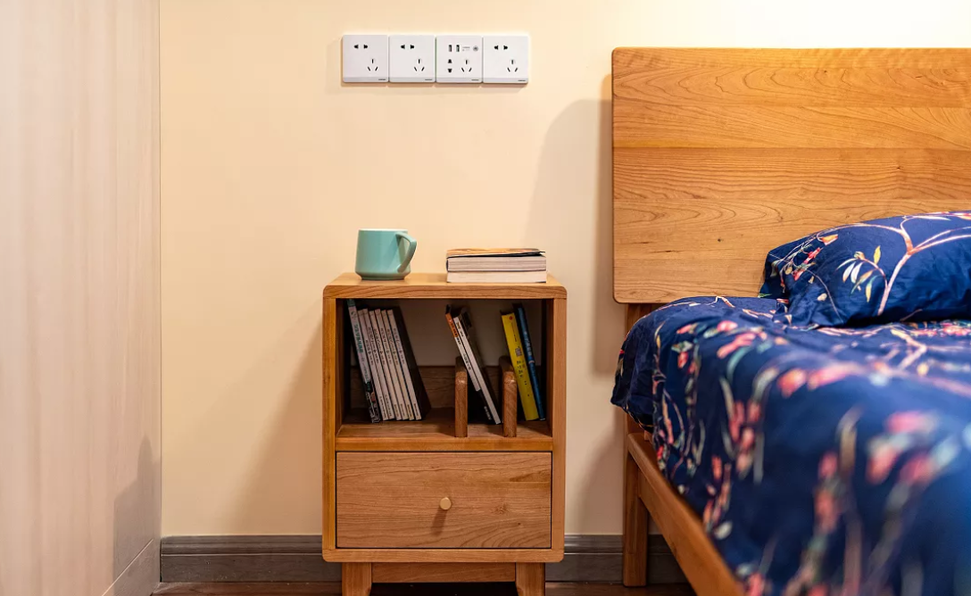 老公硬要打通阳台,做“走入式小抬高”,太聪明了!家人都夸实用