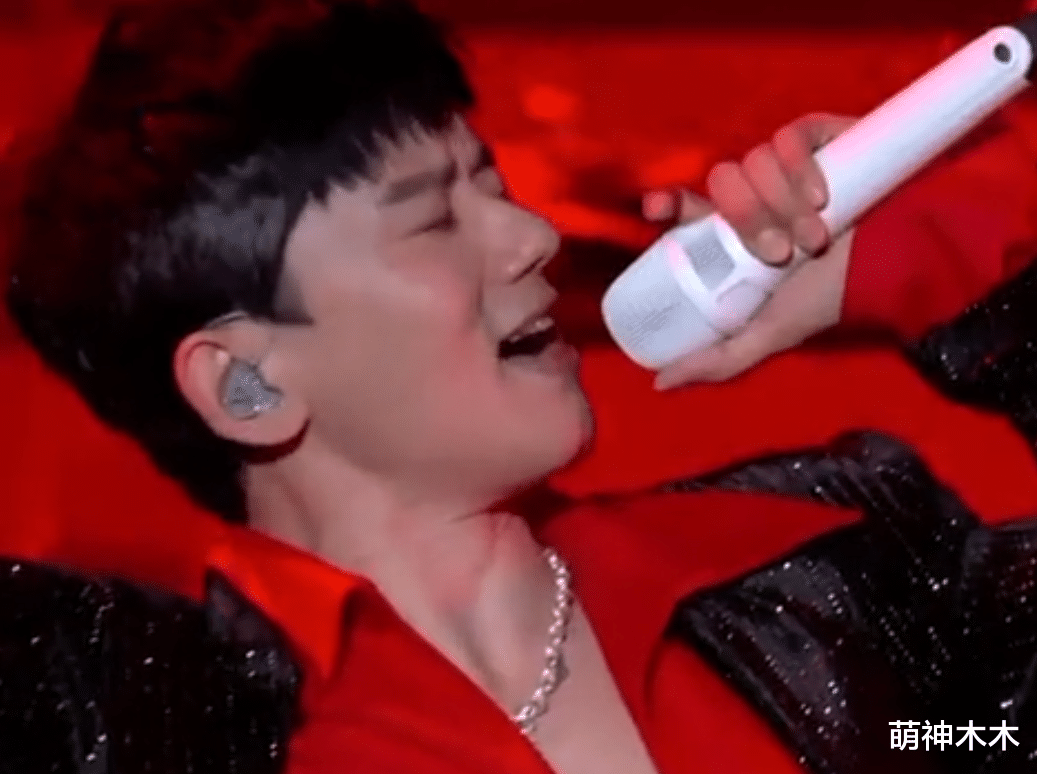 张杰|业内筹备快男团综，意外惹张杰粉不满：月薪千万和几千有什么好聊