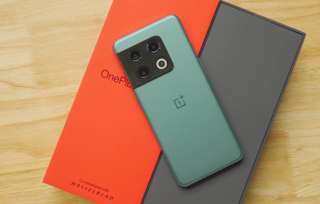 一加科技|同为骁龙8旗舰,为何一加10 Pro在游戏、影像、系统方面好评不断?