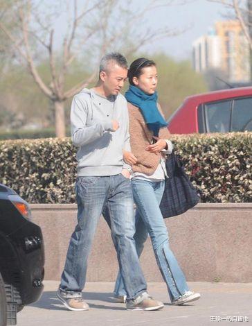 主持人|至今未婚的10位大龄男主持人，有人一生只爱一人，最大67岁，最小43岁