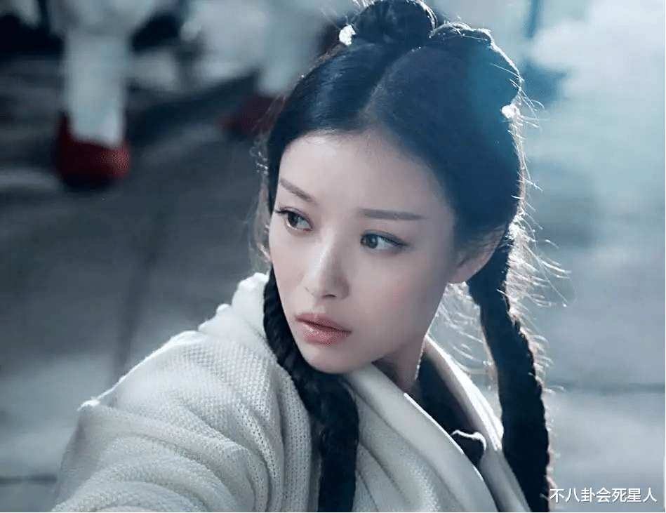 发际线|假眼皮、假鼻子、假脸,明星演戏暴露的“科技与狠活”,我看愣了