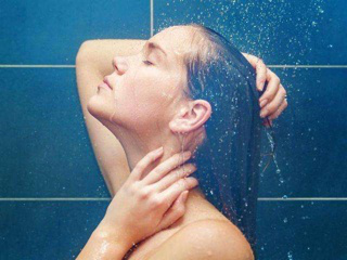 |脾胃不好的，洗澡时多洗4个地方，坚持一段时间后，消化功能变好