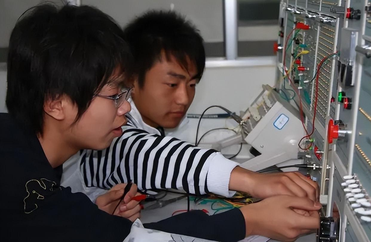 婚姻|理科受欢迎的几大专业，就业率高工资待遇好，2023届高考生要了解