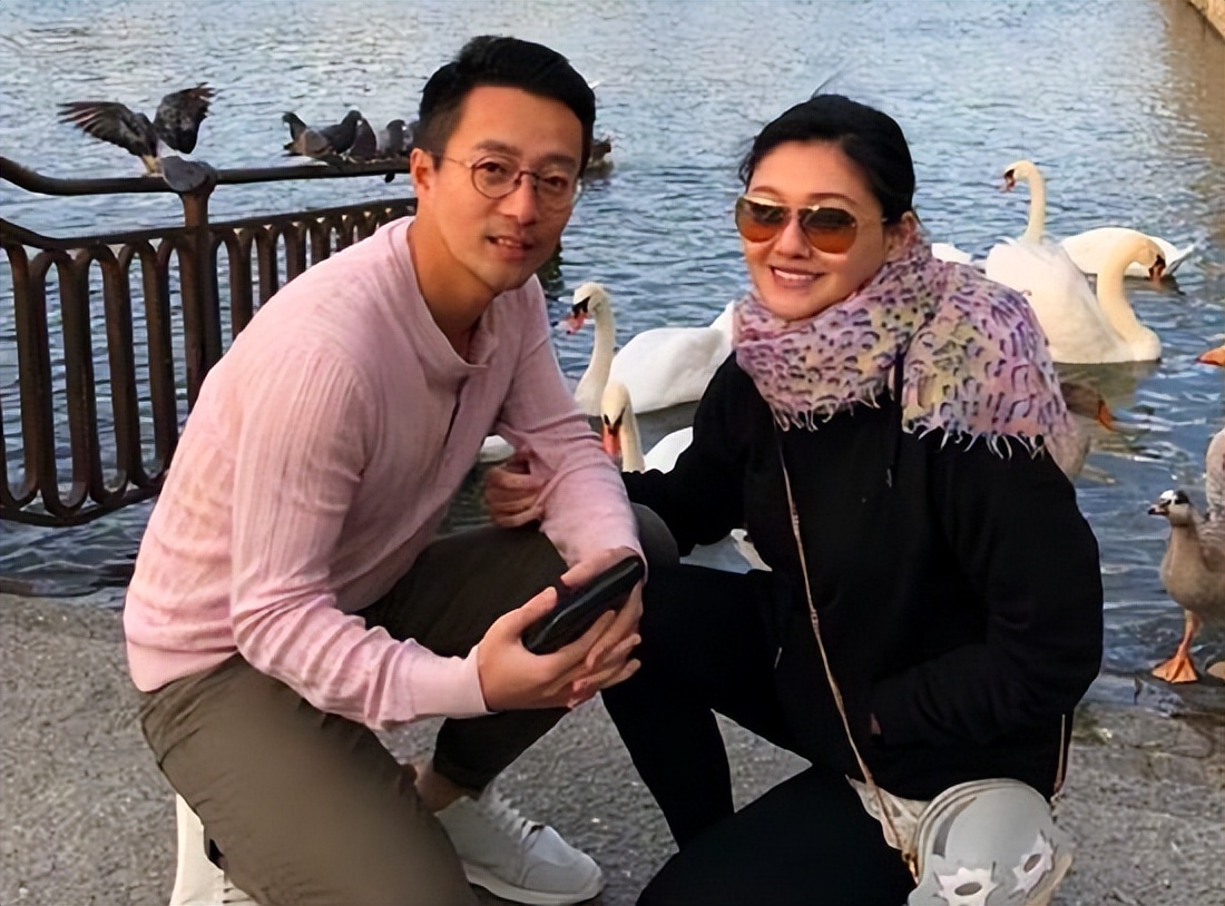 大S|第一个公开力挺大S的明星出现了，但汪小菲获得了多数网友的支持