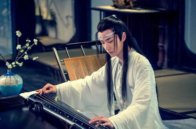 |《沉香如屑》即将开播，杨紫和成毅演技在线，但观众却希望带来原音