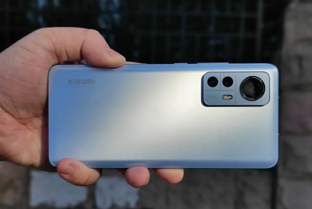 小米科技|据说是“小尺寸”用户者的福音,小米12X值不值得买?