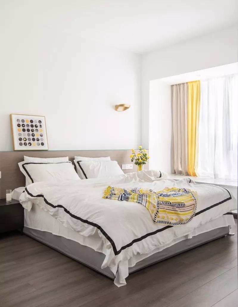 128平现代三居室,半敞半蔽式玄关装修是一大亮点