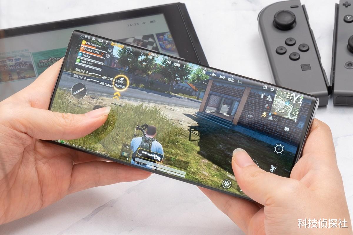 游戏手机|用上中兴Axon 40 Ultra，终于可以无遮挡玩游戏