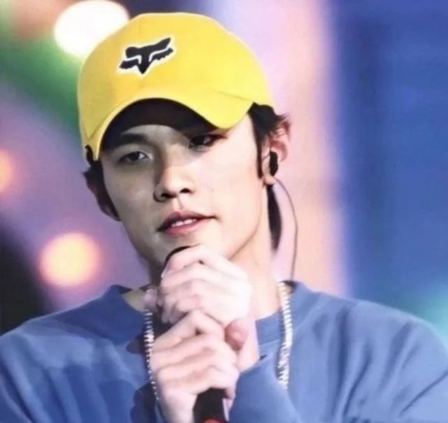 周杰伦|周杰伦直播画饼被识破!原来天王如此长情……