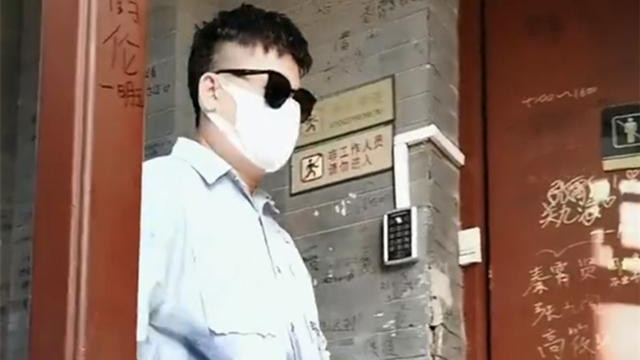 刘昊然|德云社张鹤伦空降九队，带着王九龙唱六队队歌，九队被伦哥收编了