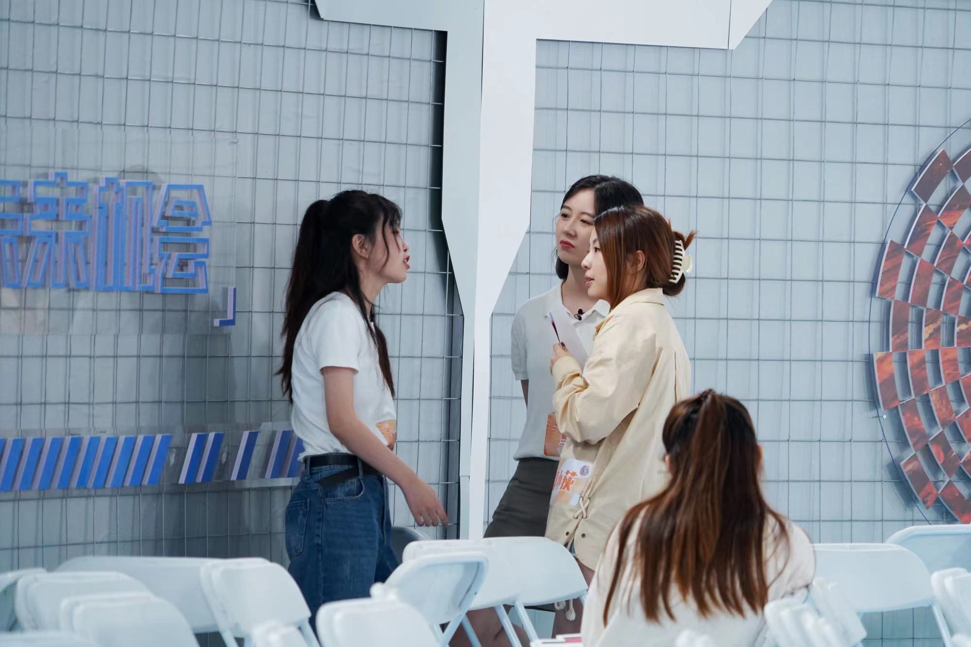 丽水|芒果台又在筹划一件大事  100位职场新人真实经历全纪录