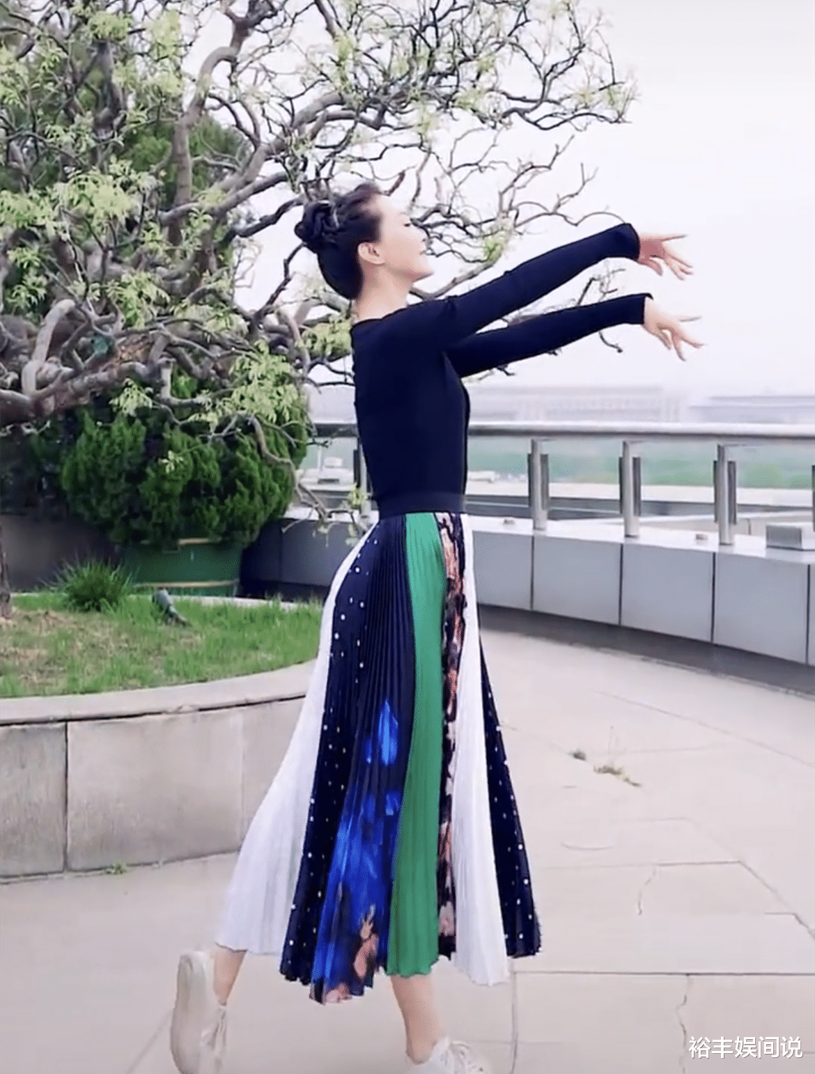 王艳|王艳北京郊区农场曝光！种满各种应季蔬菜，院子古朴雅致价值非凡