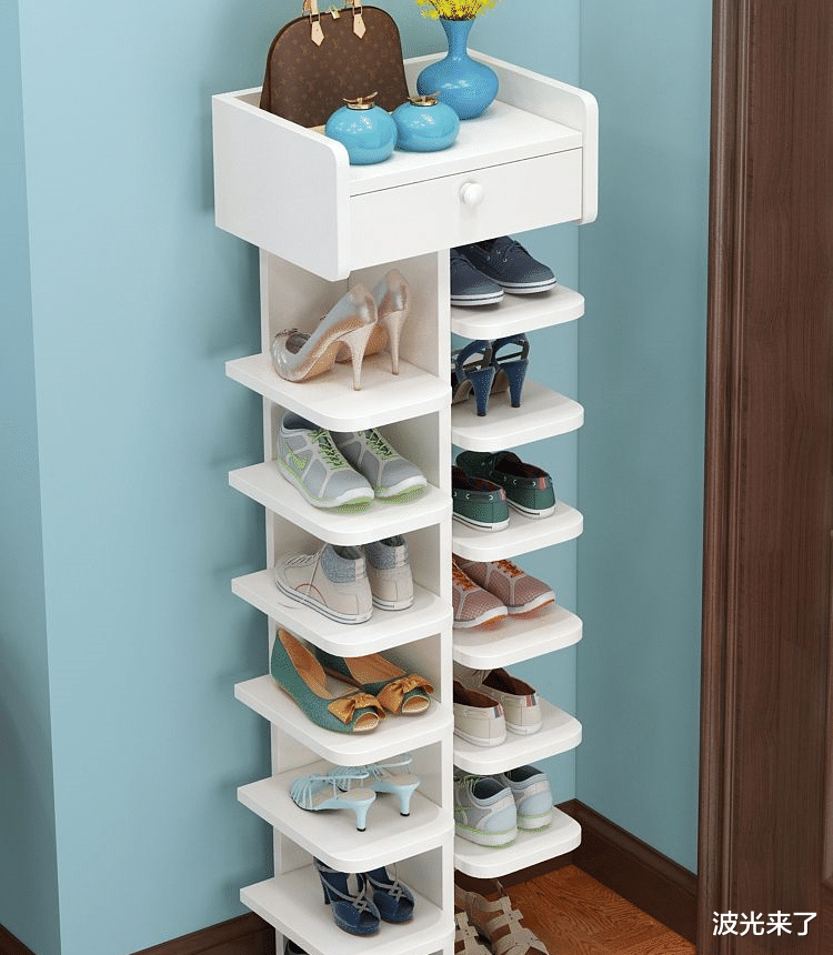 出差发现一户人家的门口,鞋子从来不乱堆,整洁美观,太有创意了