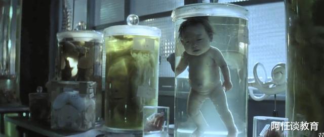 女婴被泡进药水当标本，十年后被人发现，可她根本还没死