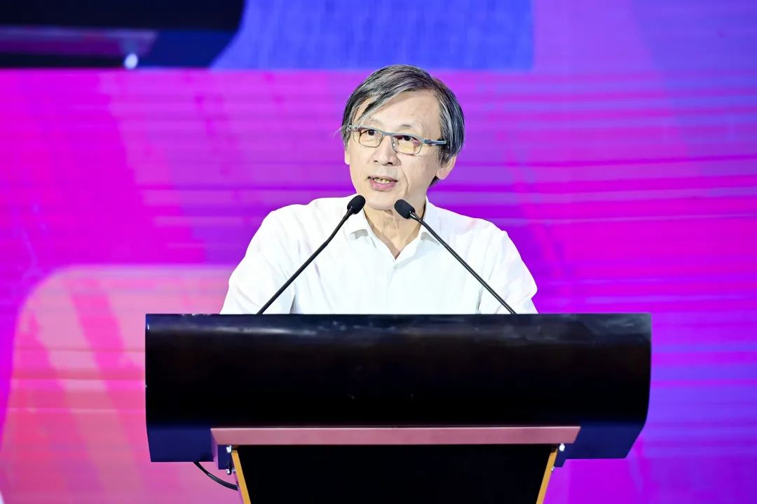 海信|周厚健卸任，林澜接棒海信