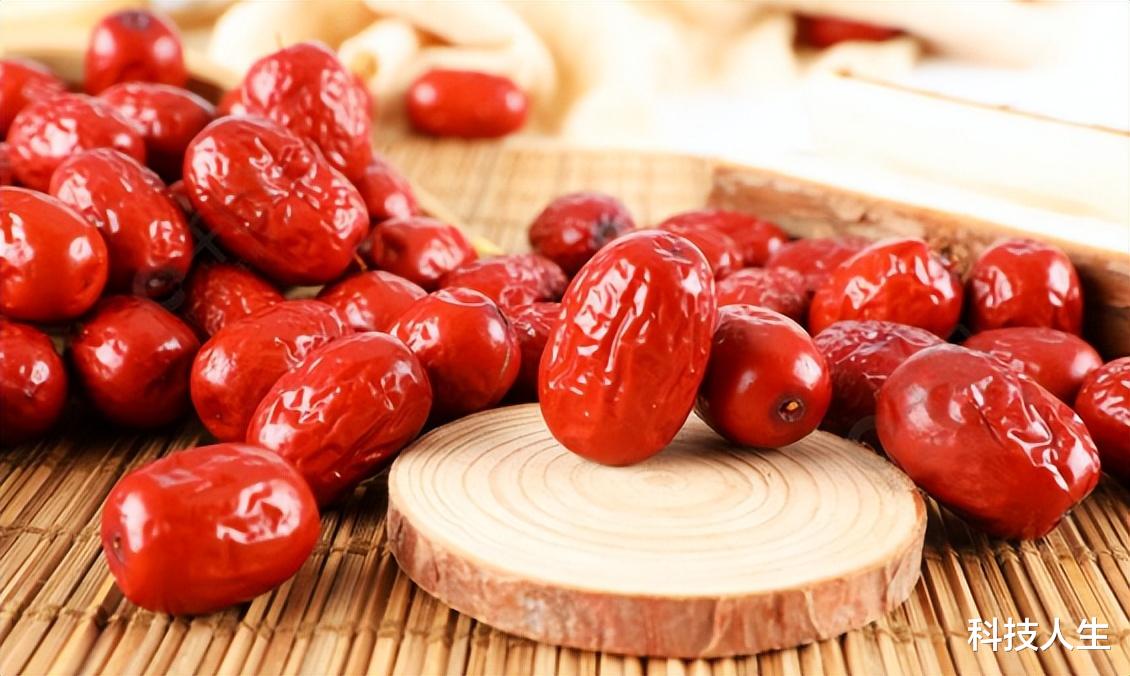 |寒露后,熬大米粥时,建议多加“1红1白”,甜软更滋润