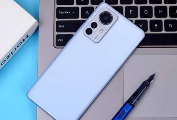 摩托罗拉|旗舰手机不会买？这几款值得入手，真正做到物美价廉