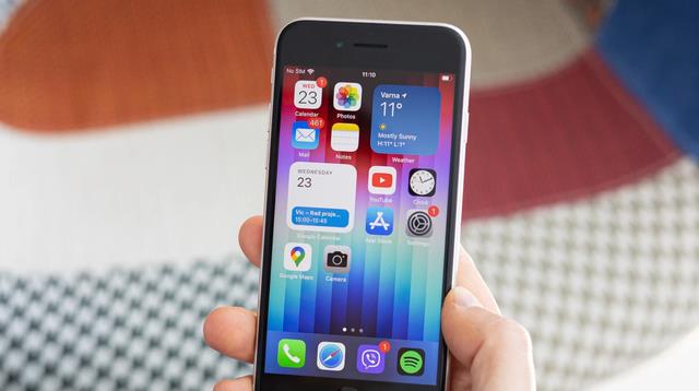 iPhoneSE|iPhoneSE3评测：既爱又恨！