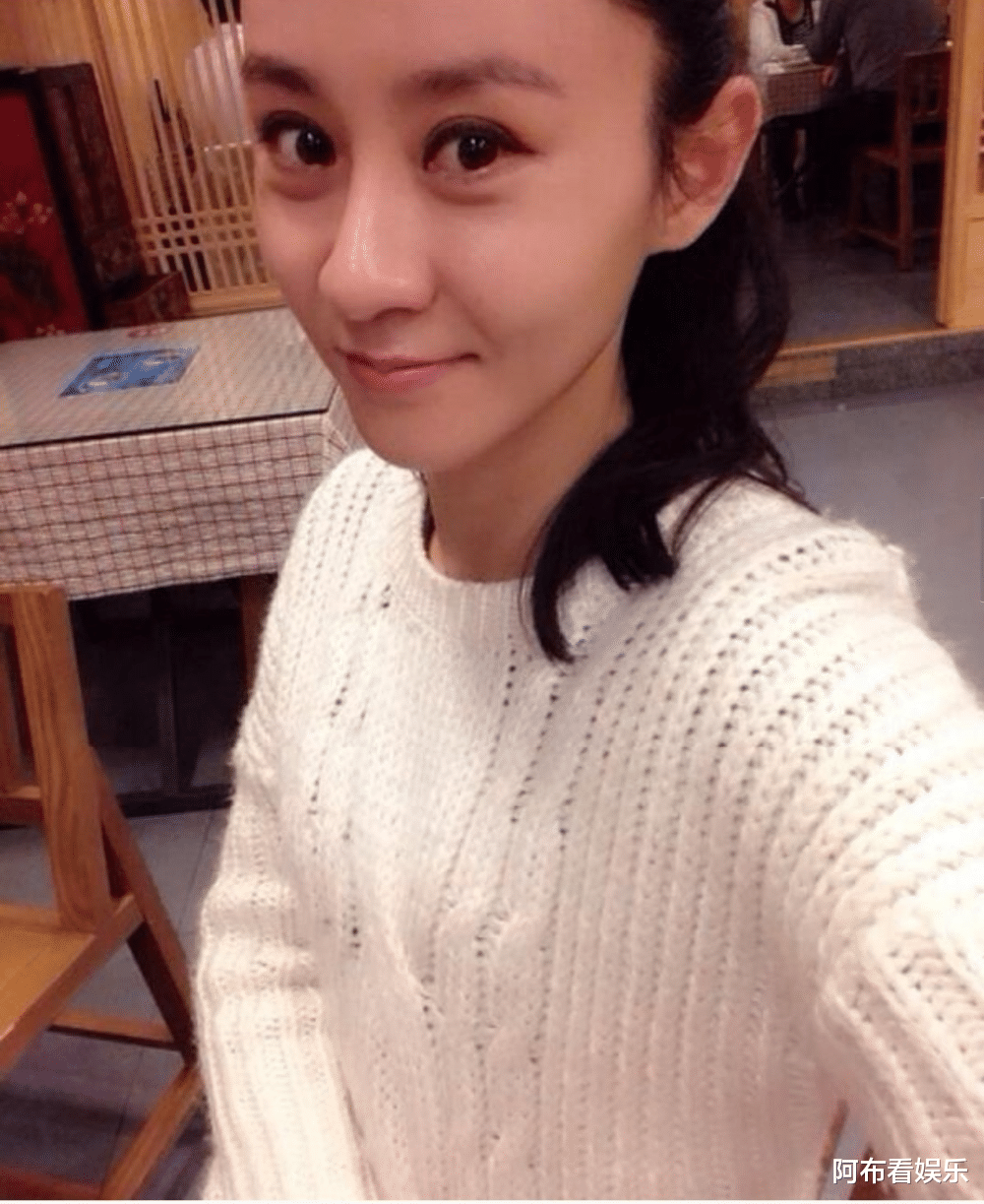 黄晓明|与黄晓明分手20年后，初恋女友刘立淇如今怎么样了？43岁孑然一身