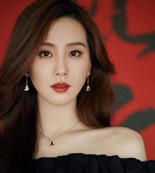 德云社|刘诗诗、钟汉良联手打造新作《长街长》,再现长街、烟花、人寂寥