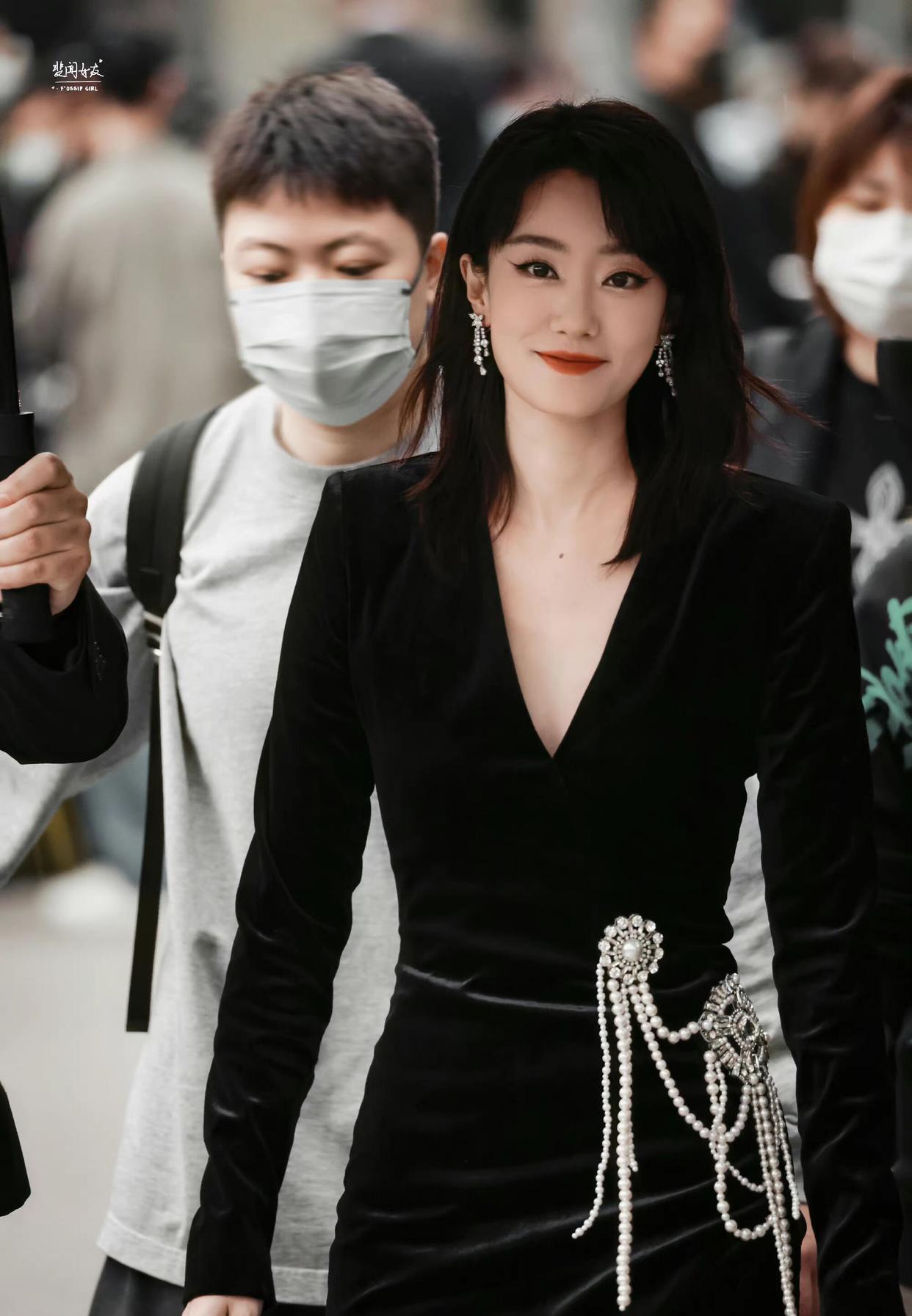 张小斐|内娱最牛的站姐!永远能相信她八倍镜下的张小斐,摇曳生香美出圈