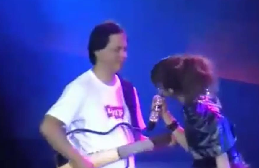 陈慧娴|陈慧娴和梅艳芳争霸失败,含泪退出歌坛,背后真相远比你想的恶劣