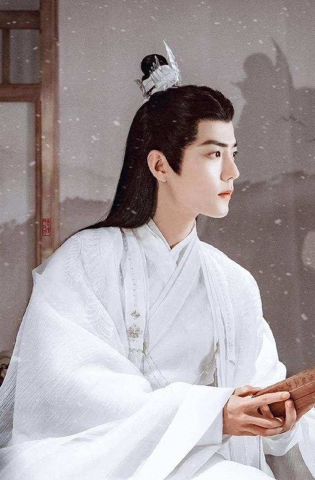 阿Sa|《玉骨遥》再冲高位热搜榜，全员盛世美颜的饕餮盛宴被期待