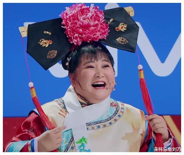 |胖了也好看的女演员，只服这4位，身体圆滚滚，脸却小巧精致