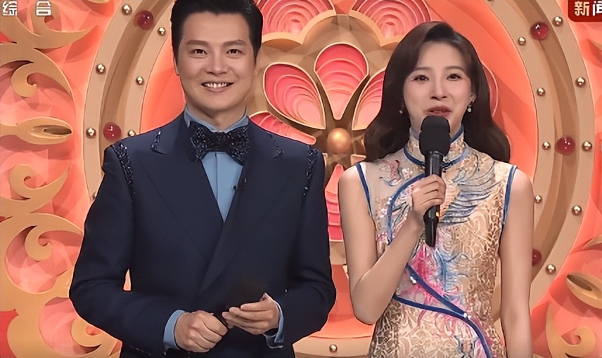 董卿|周涛董卿却上了热搜！春晚龙洋马凡舒挑大梁，旗袍造型把人惊艳了