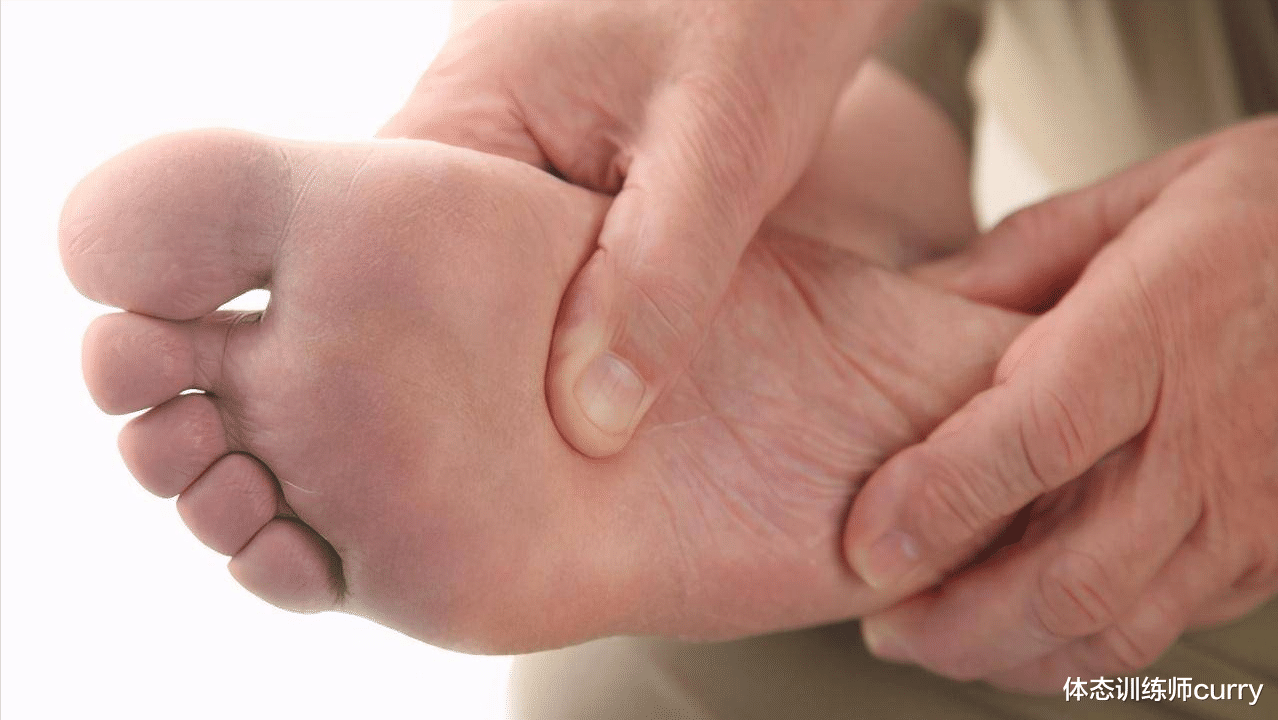 中国国际进口博览会|脚底板爱生茧子，走路疼痛是怎么回事？或是这些部位出了问题