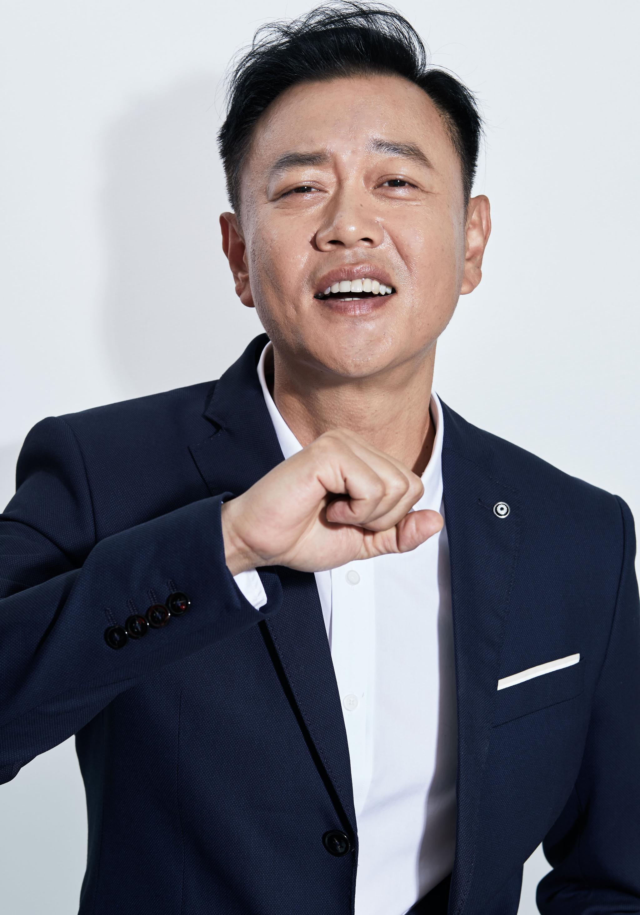 王挺|年过30跨行当演员,不是科班出身胜过科班演技,直甩小鲜肉几条街