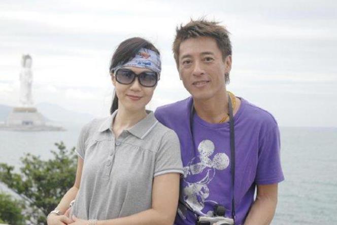 疯狂 夫妻俩为了不变老，坚持26年不吃肉不生孩子，54岁近照不敢认