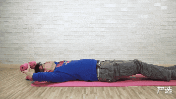 李靓蕾|王菲素颜跑步被认出,致路人纷纷跟拍,岁月总是善待爱运动的女人