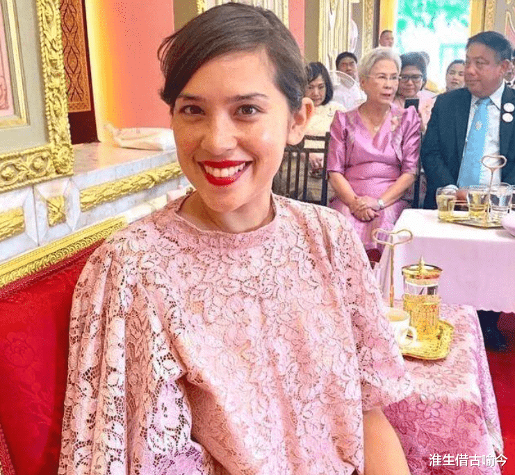 乌汶叻|泰国姐妹花公主：一个被美国驸马宠出幸福肥，另一个酷似王祖贤