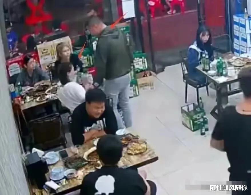 唐山烧烤店事件中,受害女孩的家庭实力很强,是陈某志等人预料之外的