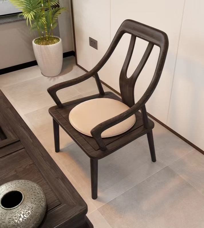 新中式家具造型纯朴,传统韵味兼蓄现代时尚