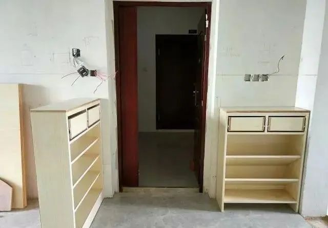 我家新房，花3万找亲戚打的全屋柜子，太漂亮实用了，看完都夸！