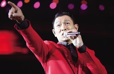 刘德华|37年前，与刘德华认识5天喻可欣说：他那方面，让我快乐极了