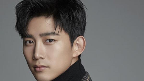 玉泽演|韩国男演员 玉泽演