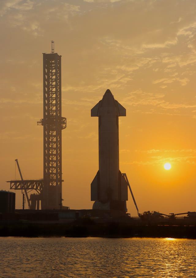 SpaceX的星际飞船轨道级首飞终于要来了,马斯克设定了新的时间表
