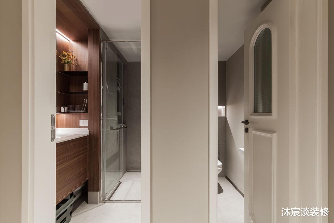 别人是尽量扩大室内,她却缩小面积,想不到更实用,全屋简约高级