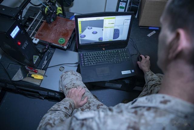 两栖船坞运输舰|美海军约翰穆萨号两栖船坞运输舰使用3D打印技术制造零部件